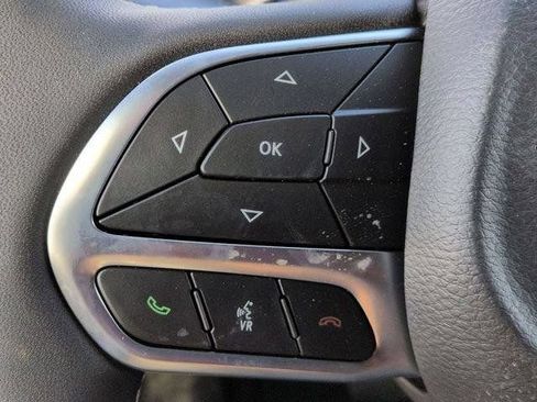 New 2026 Chrysler Pacifica Select AWD/4WD image 19