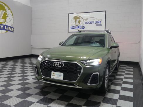 Used 2021 Audi Q5 e Premium Plus w/ Premium Plus Package AWD/4WD image 5