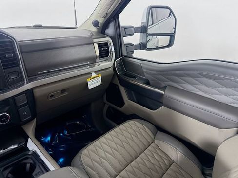 New 2026 Ford F450 Platinum w/ Platinum Plus Package image 24