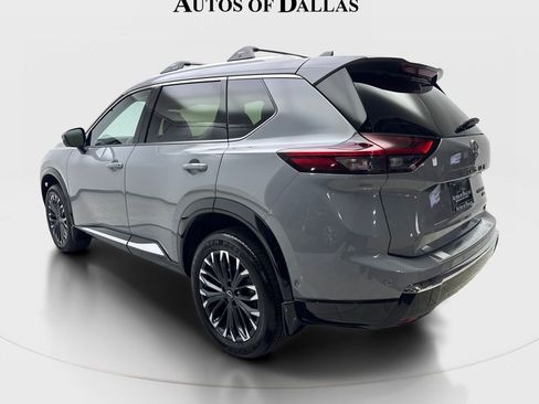 Used 2025 Nissan Rogue Platinum w/ Tech Package AWD/4WD image 9