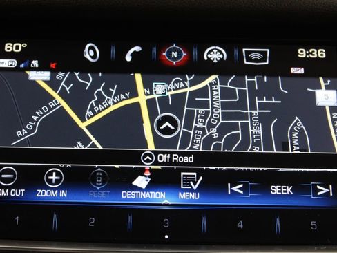 Used 2018 Cadillac XT5 Premium Luxury FWD image 32