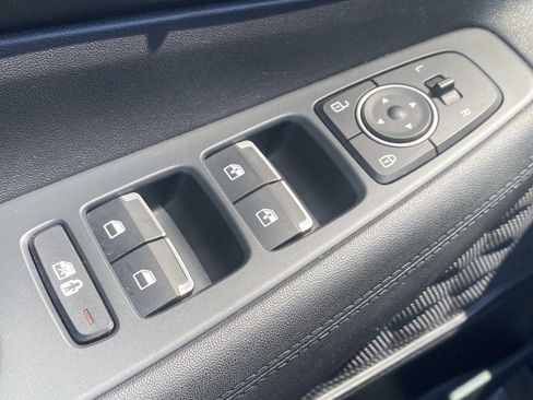 Used 2022 Hyundai Santa Fe SEL w/ Cargo Package image 15