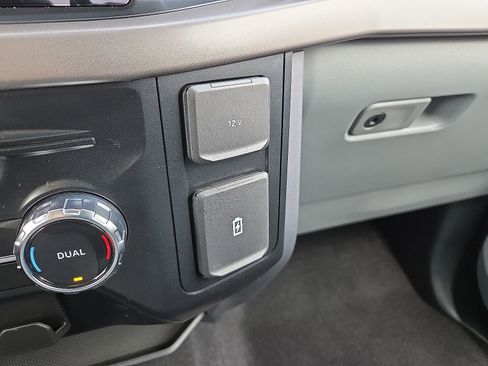 Used 2024 Ford F150 XLT w/ FX4 Off-Road Package AWD/4WD image 21