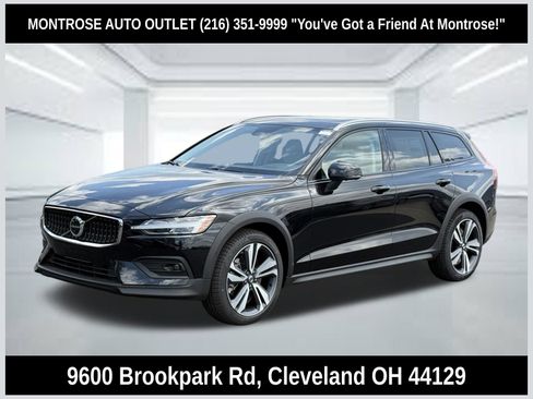 New 2026 Volvo V60 B5 Cross Country Plus w/ Protection Package Premier AWD/4WD image 1