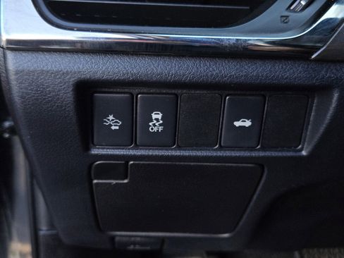 Certified 2018 Toyota Avalon XLE Plus w/ Carpet Mat Package image 25