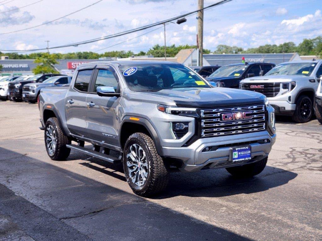 Used 2026 GMC Canyon Denali AWD/4WD image 7