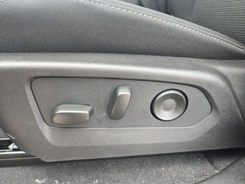 New 2026 GMC Canyon Elevation w/ Convenience Package image 21