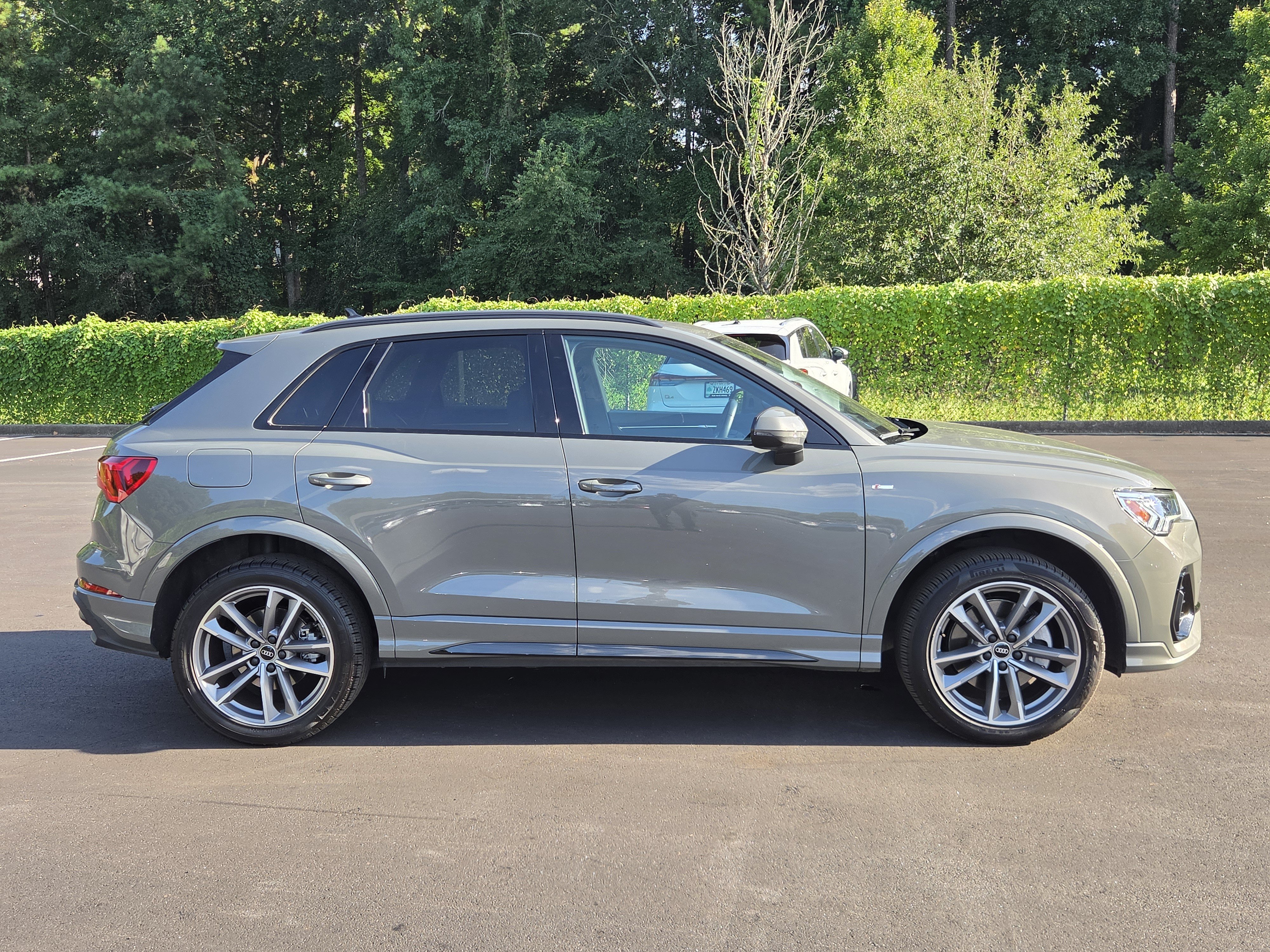 Used 2024 Audi Q3 2.0T Premium Plus AWD/4WD image 6