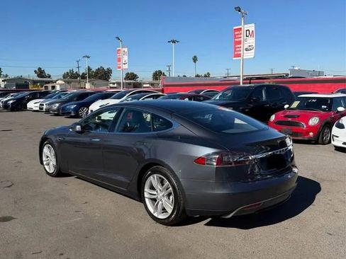 Used 2016 Tesla Model S 70 image 5