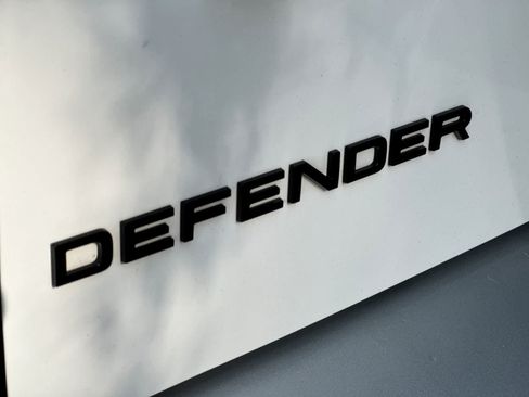 Used 2025 Land Rover Defender 110 S AWD/4WD image 19