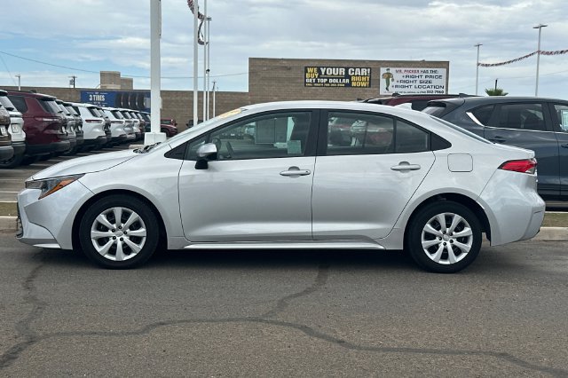 Used 2024 Toyota Corolla LE FWD image 6