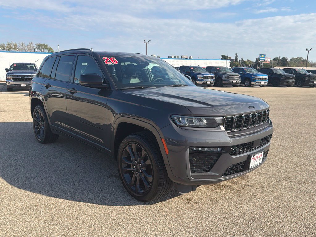 Used 2026 Jeep Grand Cherokee Limited AWD/4WD image 3