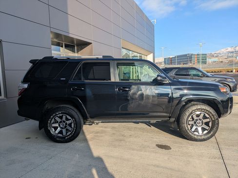 Used 2021 Toyota 4Runner SR5 Premium w/ Moonroof Package image 4