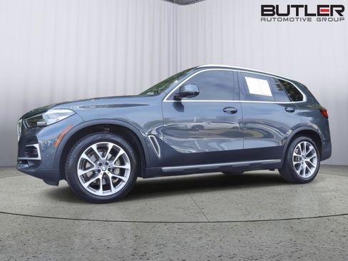 Used 2022 BMW X5 sDrive40i w/ Premium Package RWD image 1