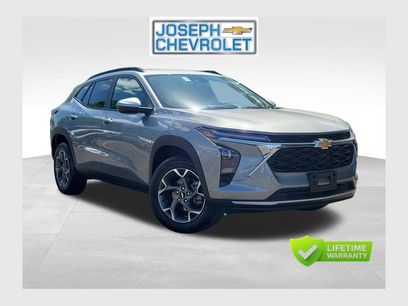 Used 2025 Chevrolet Trax LT w/ LT Convenience Package