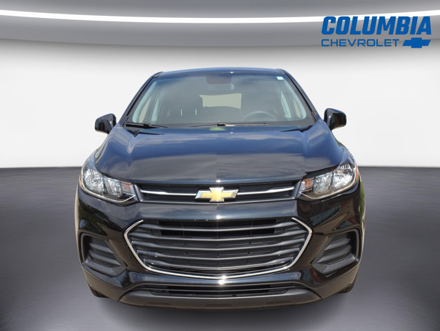 Used 2022 Chevrolet Trax LS w/ Tint and Cruise Package AWD/4WD image 7