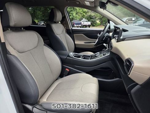 Used 2022 Hyundai Santa Fe SE FWD image 17