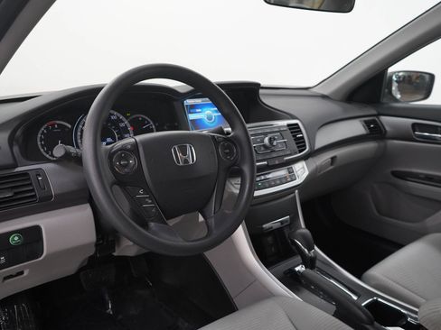 Used 2015 Honda Accord LX image 22