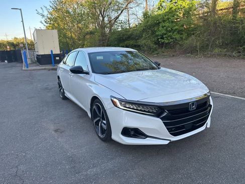 Used 2022 Honda Accord Sport image 10