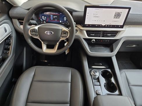 New 2025 Ford Explorer Active w/ Active Comfort Package image 20