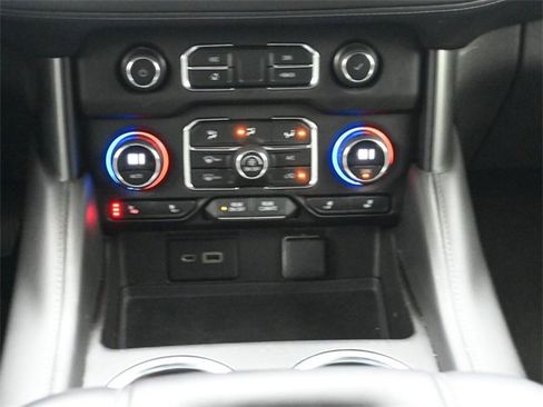 Used 2021 Chevrolet Tahoe LT image 25