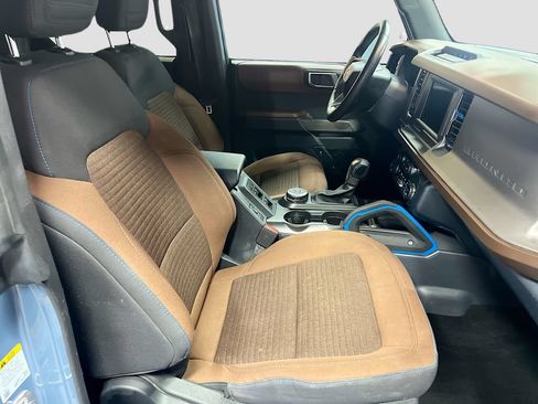 Used 2023 Ford Bronco Outer Banks AWD/4WD image 26