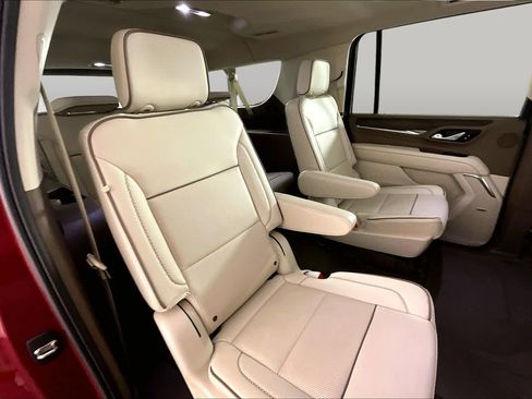 Used 2023 GMC Yukon XL Denali AWD/4WD image 20