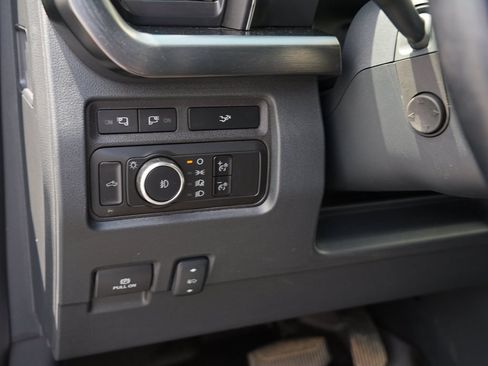 Used 2024 Ford F250 Lariat w/ Chrome Package AWD/4WD image 16
