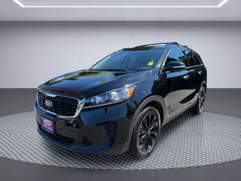 Used 2019 Kia Sorento S AWD/4WD image 2