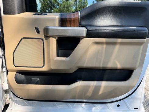 Used 2015 Ford F150 Lariat w/ Equipment Group 501A Mid RWD image 45