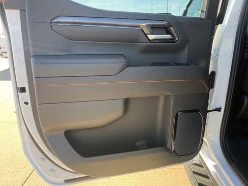 New 2026 GMC Sierra 1500 AT4 w/ AT4 Premium Package image 37