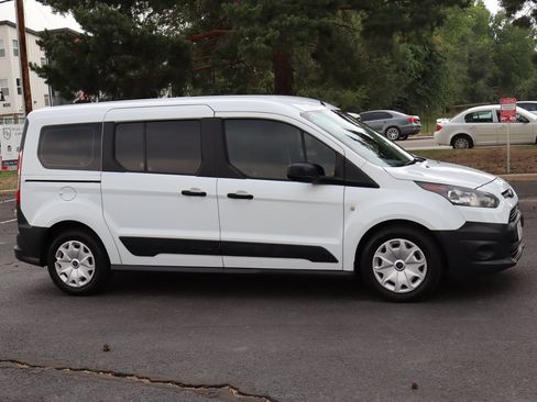 Used 2017 Ford Transit Connect XL FWD image 2