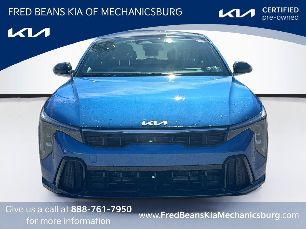 Certified 2025 Kia K4 GT-Line w/ GT-Line Premium Package FWD image 2