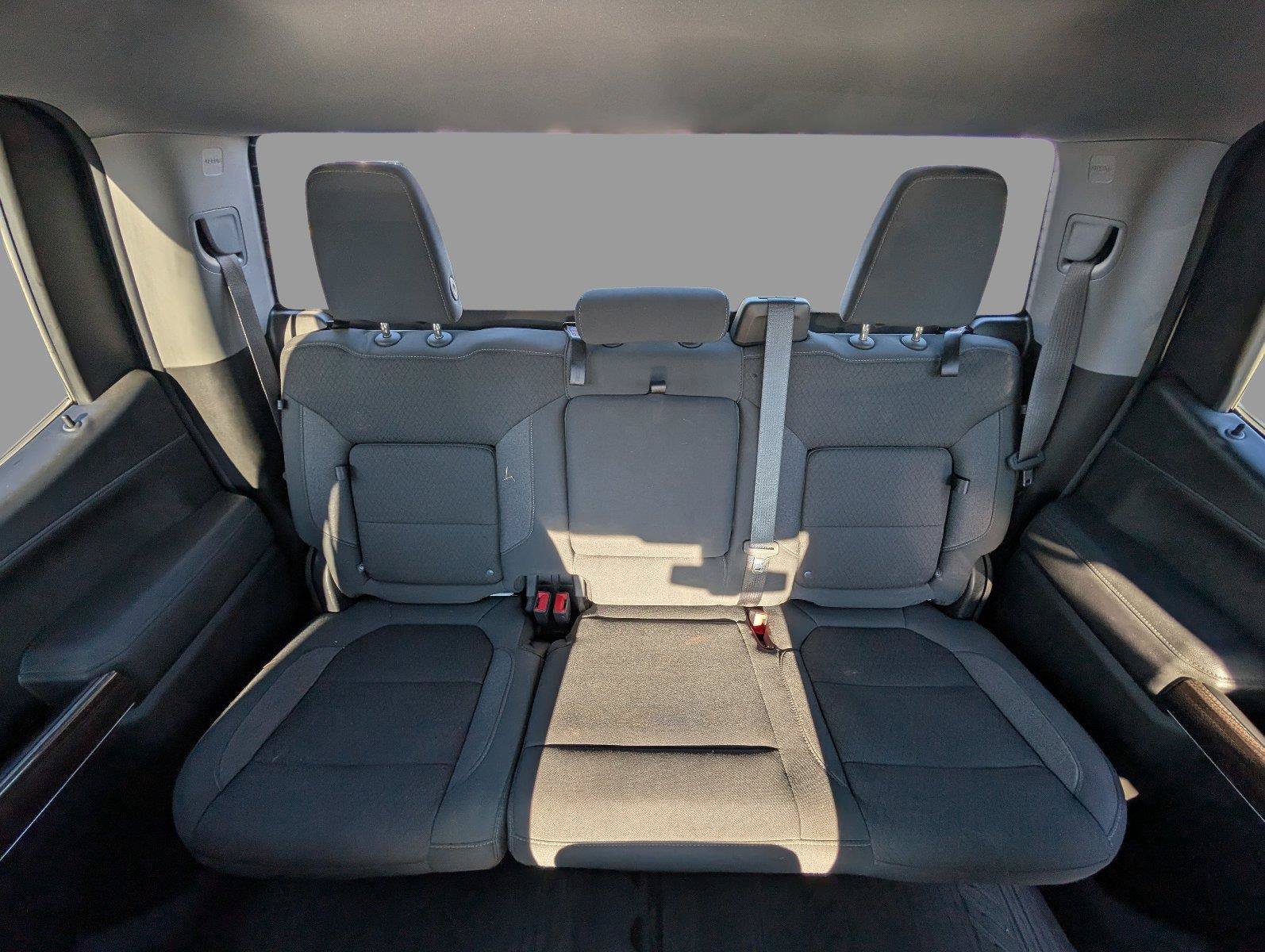 Used 2021 Chevrolet Silverado 1500 RST AWD/4WD image 31