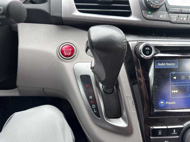 Used 2014 Honda Odyssey Touring image 12