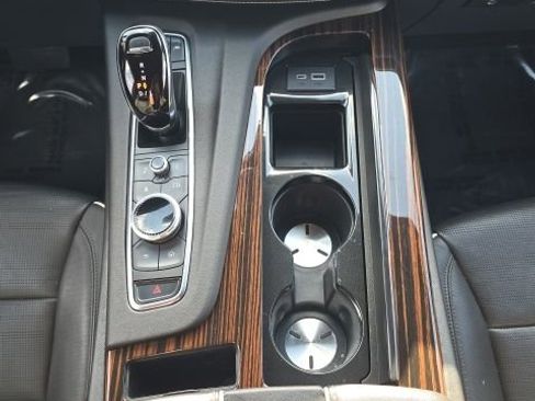 Used 2024 Cadillac Escalade ESV Premium Luxury w/ Performance Package image 41