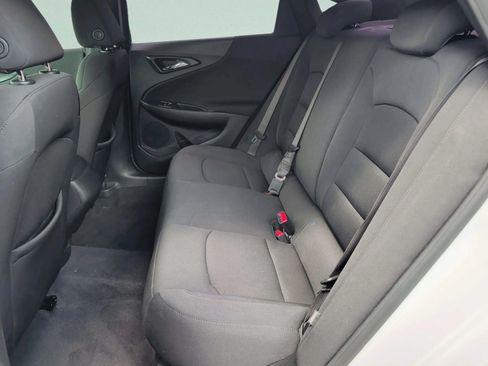 Used 2021 Chevrolet Malibu LS FWD image 27