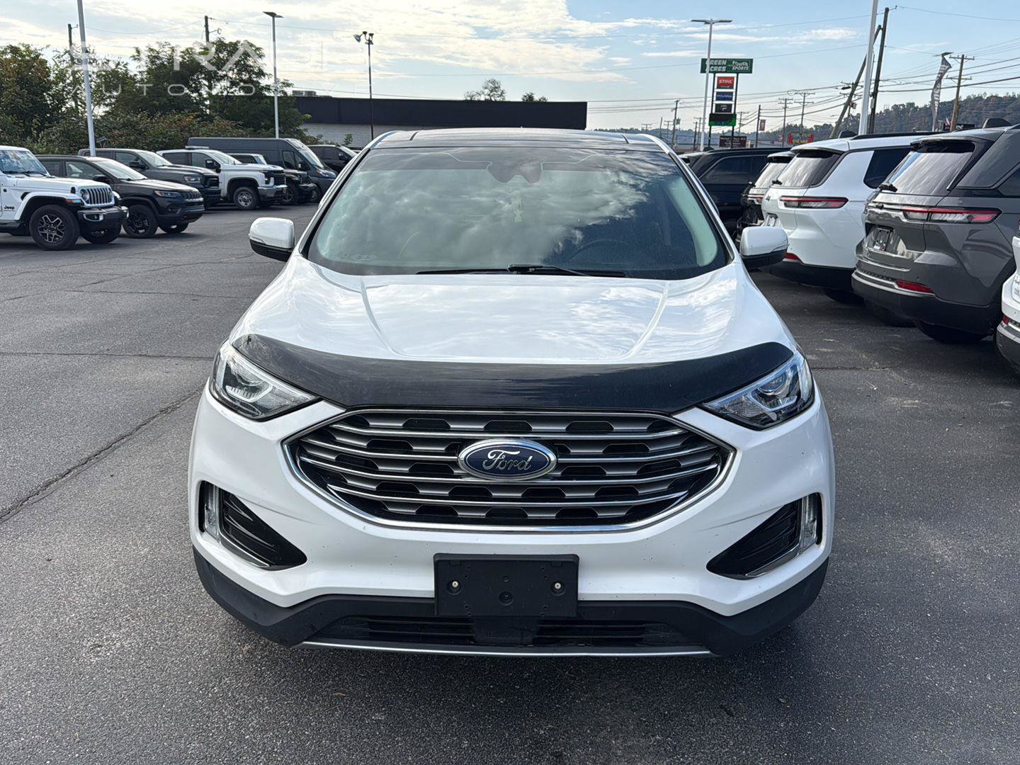 Used 2020 Ford Edge SEL w/ Convenience Package AWD/4WD image 2
