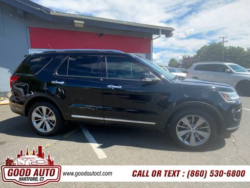 Used 2018 Ford Explorer Limited AWD/4WD image 4