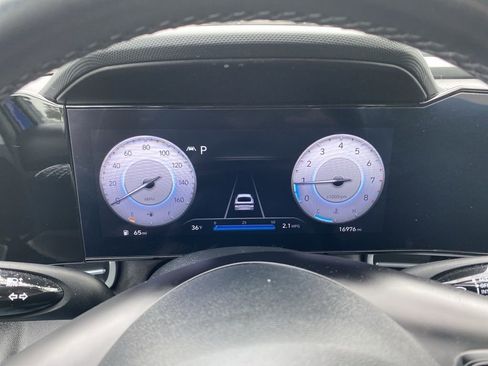 Certified 2023 Hyundai Elantra SEL w/ Convenience Package image 11