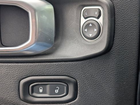 Used 2020 Jeep Gladiator Rubicon image 26