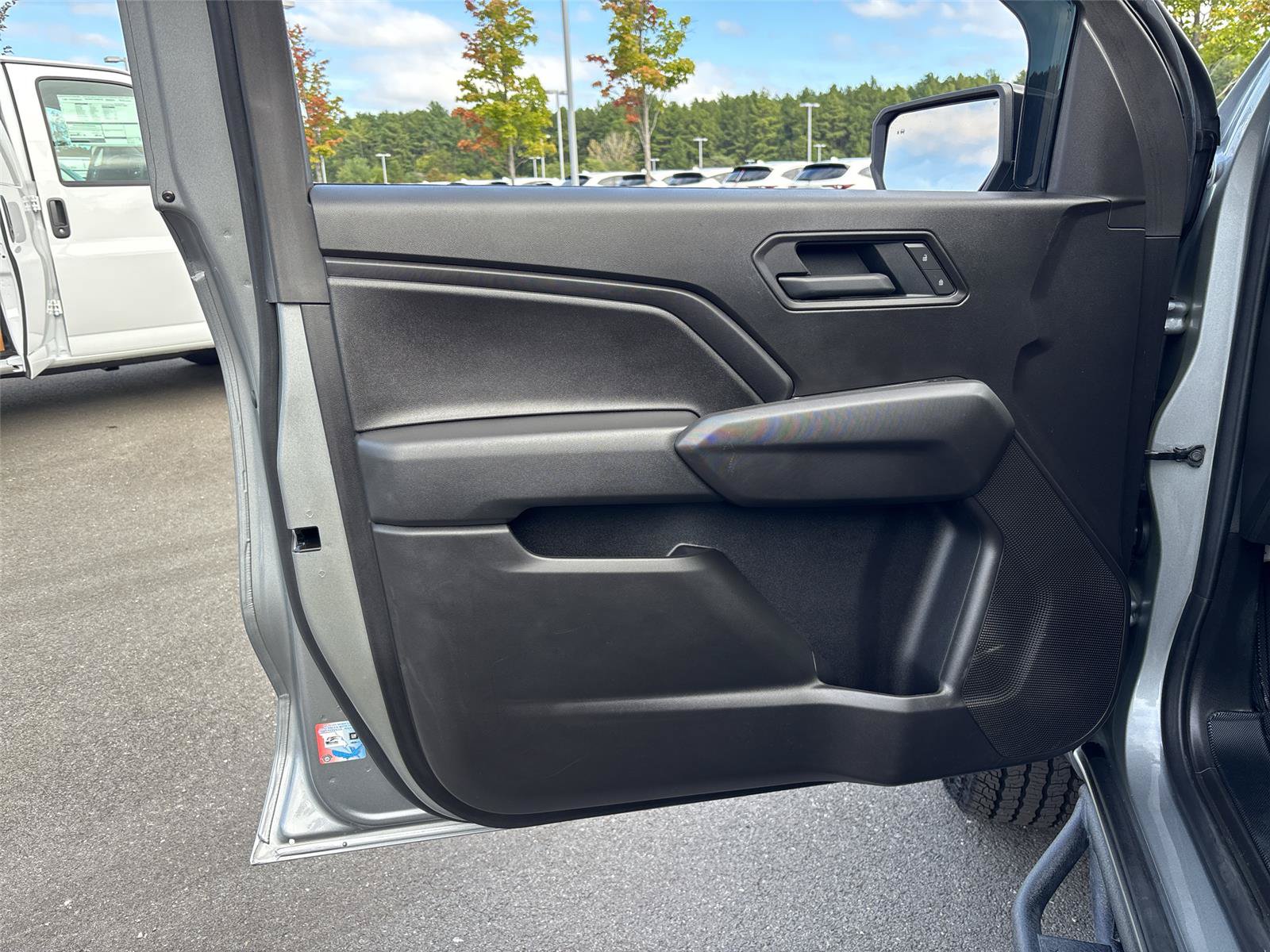 Used 2026 Chevrolet Colorado Trail Boss AWD/4WD image 22