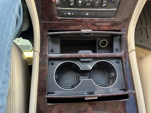 Used 2008 Cadillac Escalade ESV AWD image 23