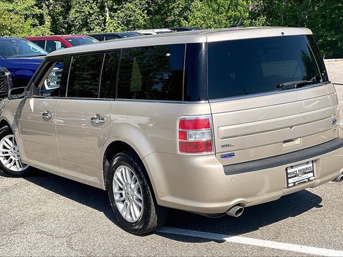 Used 2017 Ford Flex SEL w/ Equipment Group 202A AWD/4WD image 12