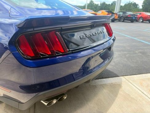 Used 2016 Ford Mustang GT Premium w/ GT Performance Package RWD image 33