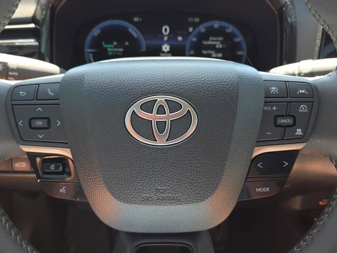 Certified 2026 Toyota Camry XLE FWD image 27