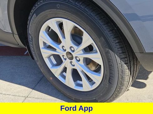 New 2026 Ford Escape Active FWD image 9