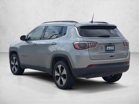 Used 2017 Jeep Compass Latitude w/ Popular Equipment Group AWD/4WD image 7