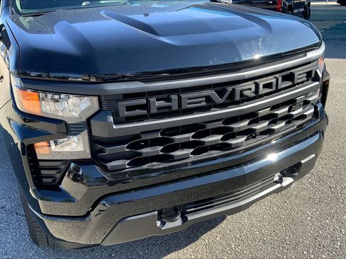 Used 2024 Chevrolet Silverado 1500 Custom w/ LPO, Dark Essentials Package image 29
