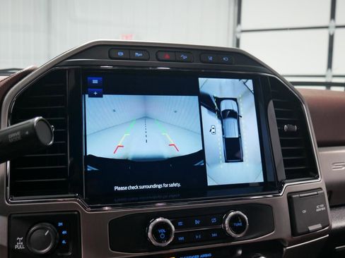 Certified 2022 Ford F250 Platinum image 22